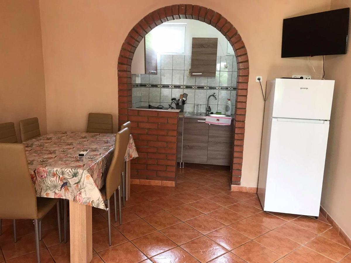 Ferienwohnung Tahiti Apartman Hajdúszoboszló Exterior foto