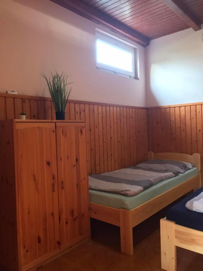 Ferienwohnung Tahiti Apartman Hajdúszoboszló Exterior foto