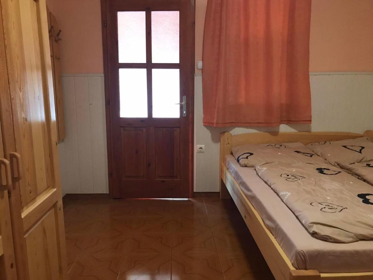 Ferienwohnung Tahiti Apartman Hajdúszoboszló Exterior foto